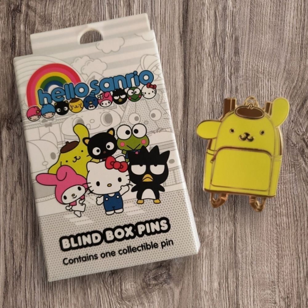 Hello Sanrio Pompompurin Mini Backpack Blind Box Pin